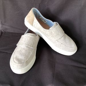 Toms Altair Slip on Sz. 8